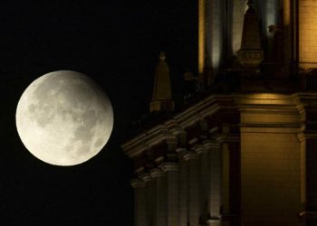 Dampak Fenomena Black Moon di Pergantian Tahun 2024-2025