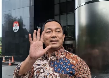Jadi Saksi Dugaan Korupsi di Lingkungan Pemkot Semarang, Hendrar Prihadi Diperiksa KPK 4 Jam