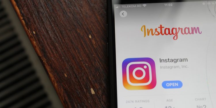 Warga AS Berbondong-bondong Hapus Instagran dan Facebook, Tentang Kepemimpinan Trump?