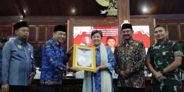 Jadi Penggagas Ratu Kalinyamat sebagai Pahlawan Nasional, Lestari Moerdijat Dapat Penghargaan dari Pemkab Jepara