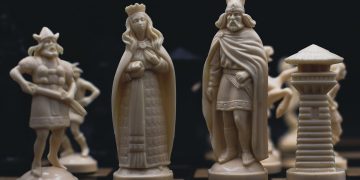 Efek Halo: Alasan Banyak Orang ‘Sukses’ Didominasi yang Bertampang Cantik & Ganteng