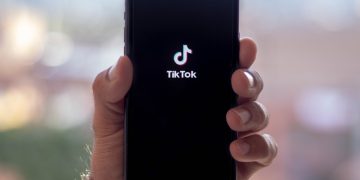 TikTok Resmi Diblokir, Warga AS Bahkan Tak Bisa Menemukannya Lagi di PlayStore