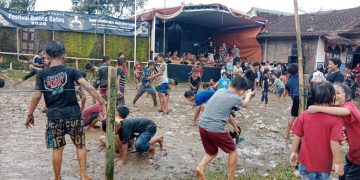 Sambut Ramadhan, Warga Dusun Dawung Magelang Lakukan Tradisi ‘Bojong Banyu’
