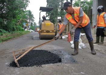 Jelang Mudik Lebaran 2025, Sejumlah Jalan di Temanggung Mulai Ditambal