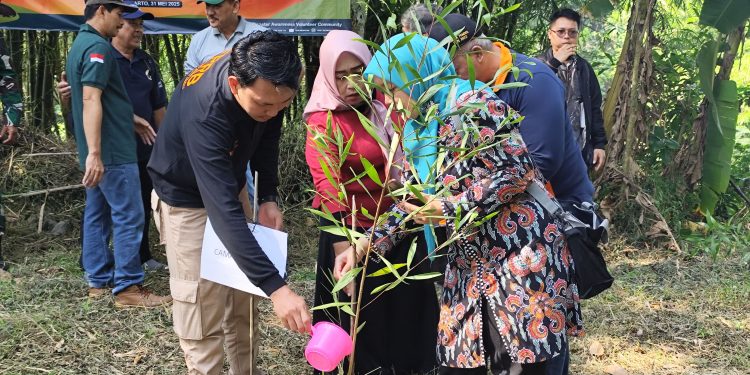 Tanam 310 Pohon, FPRB Muntilan Galang Aksi Lingkungan di Bantaran Sungai Pabelan