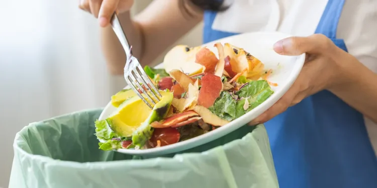 Emotional Eating Dialami 5 dari 10 Warga RI, Food Waste Disebut Meningkat Tiga Kali Lipat