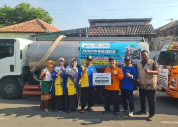 Lazis Jateng Distribusikan Bantuan Air Bersih kepada 5.693 Warga Terdampak Kekeringan